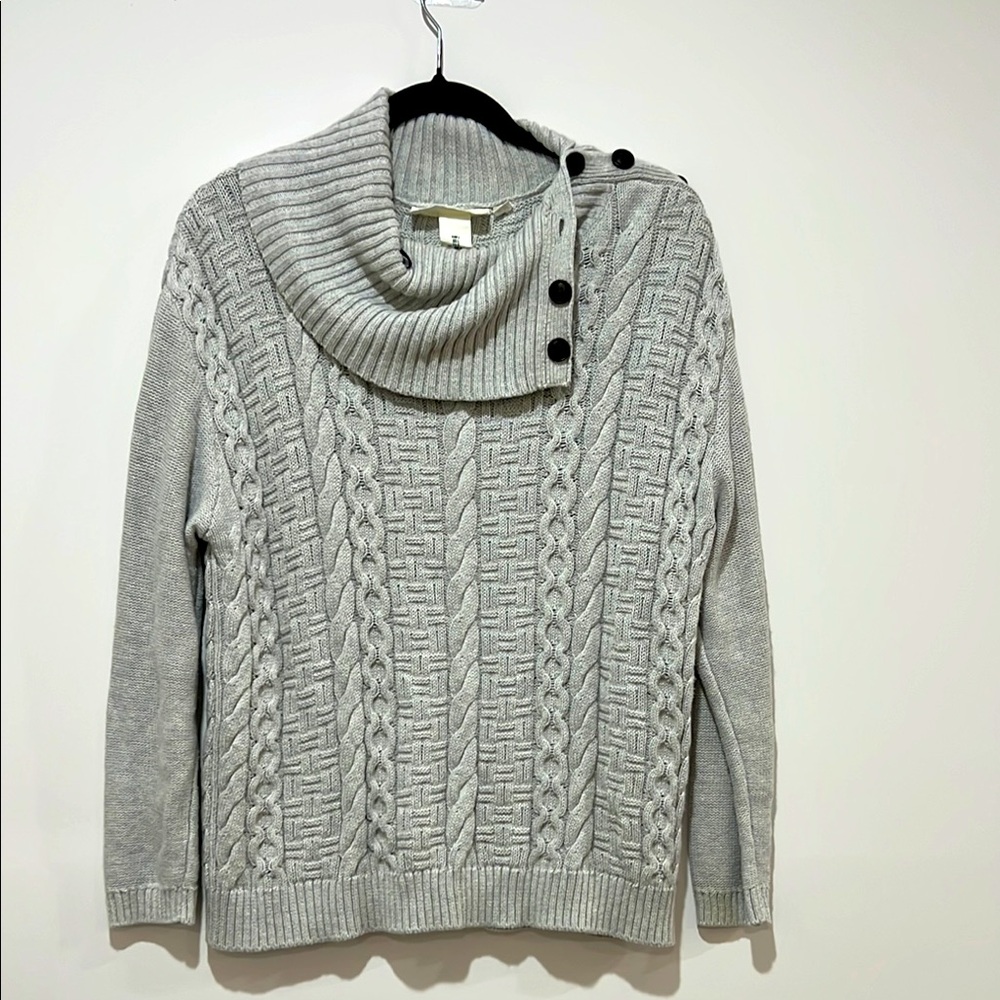 H&M Cozy Gray Cable Knit Sweater